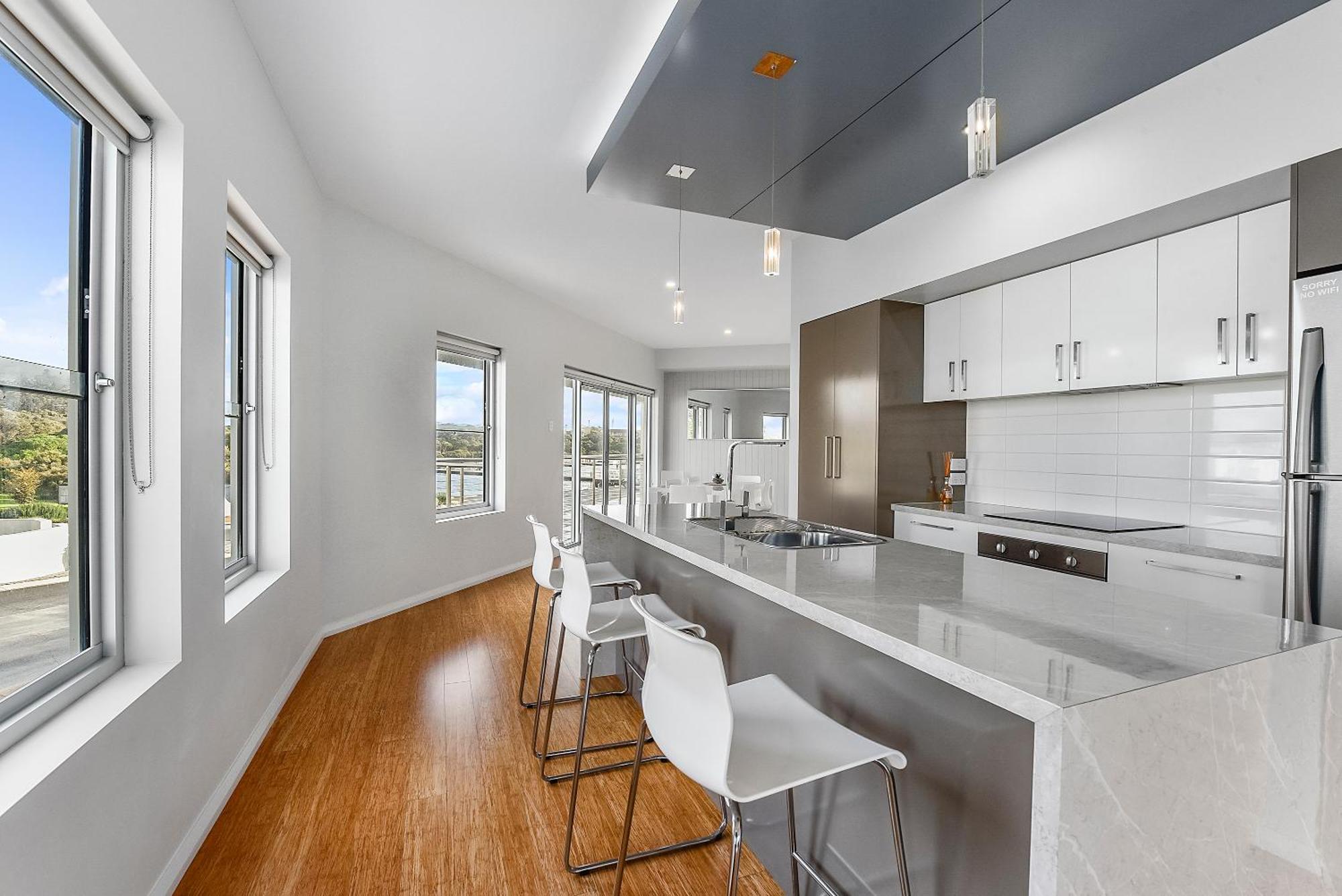 Aloha Waterfront Properties Robe Habitación foto